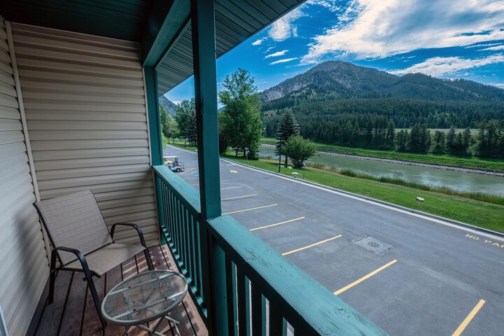 Flying Saddle Resort