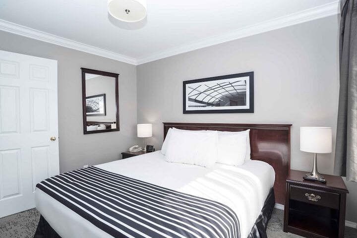 Room 40 of 62