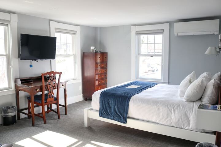 Emerson Inn