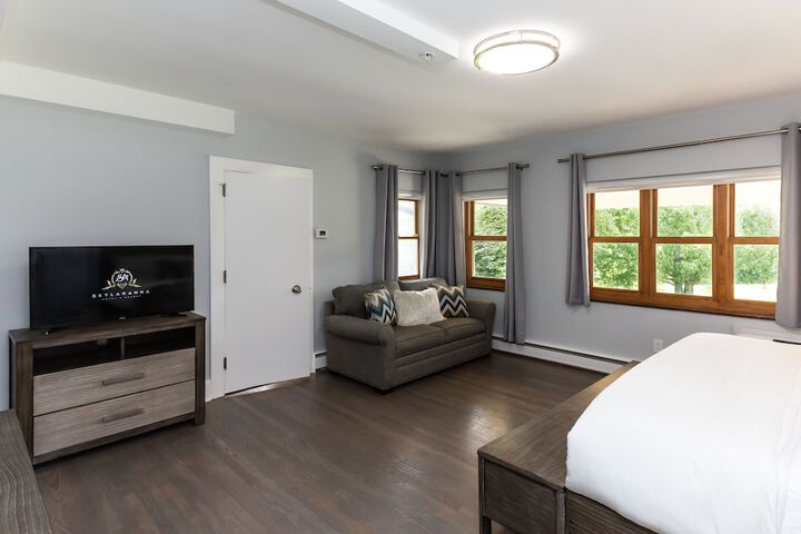 Room 45 of 126