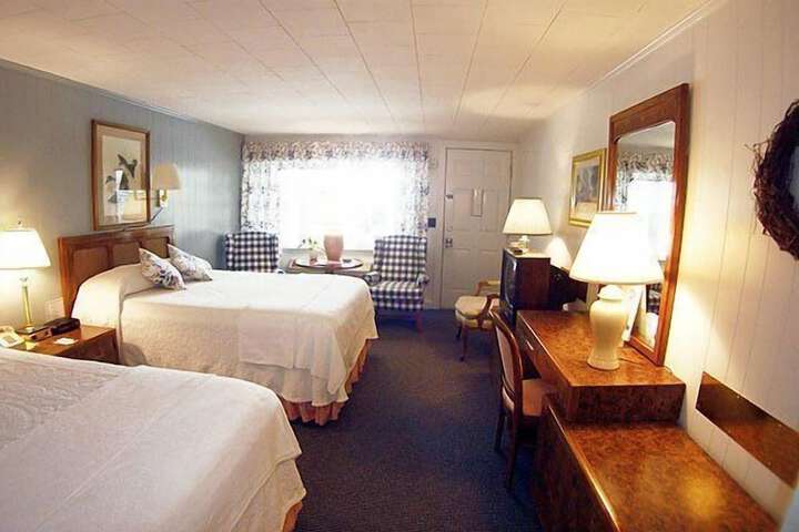 Room 42 of 120