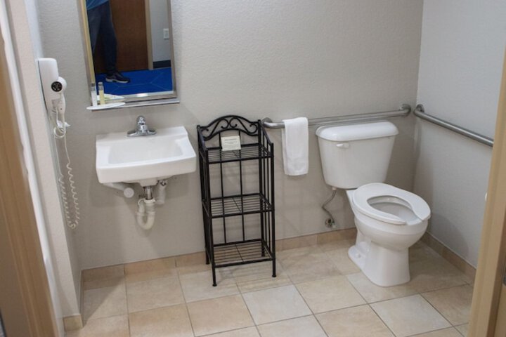 Microtel Inn & Suites by Wyndham Searcy
