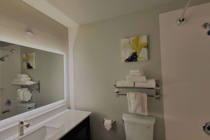 Room 20 of 93