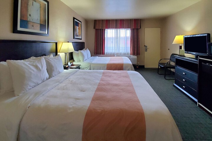 Room 57 of 76