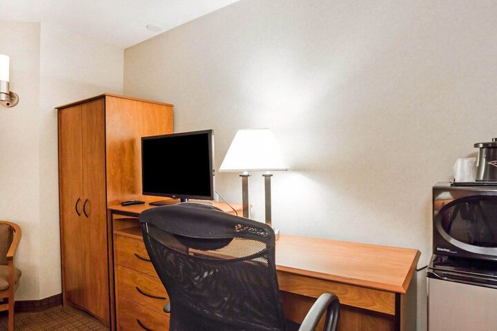 Room 17 of 25