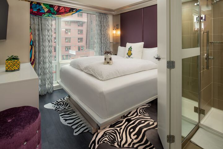 Room 21 of 72
