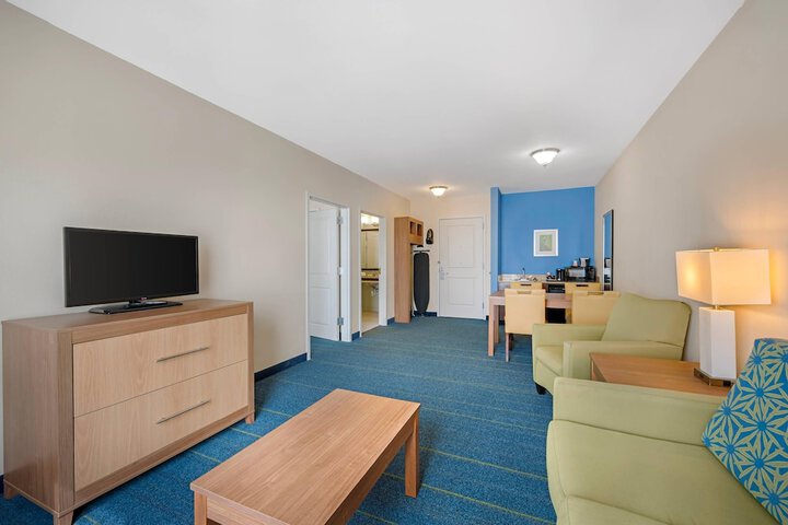 Sleep Inn & Suites Altoona North
