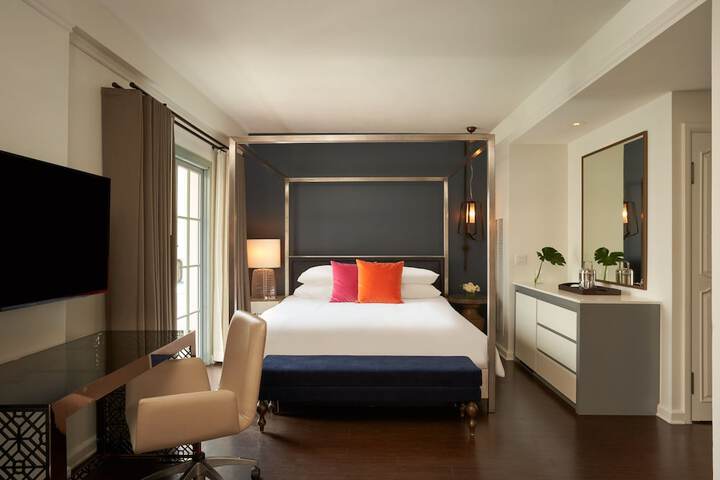 Hotel Colonnade Coral Gables Autograph Collection