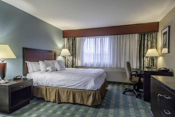 Room 21 of 37