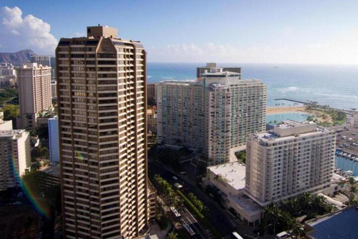 Marina Tower Waikiki