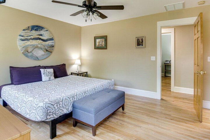 Downtown Brevard Home: Walk to Bars & Breweries!
