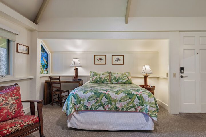 Kilauea Lodge and Restaurant