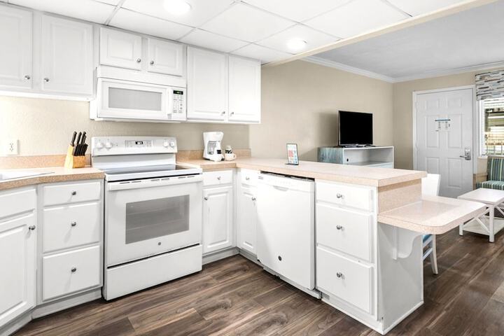 Club Destin Condos
