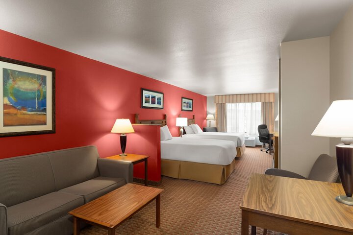 Baymont Inn and Suites by Wyndham Sturgis