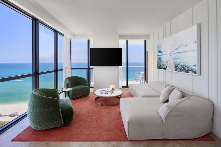 W South Beach