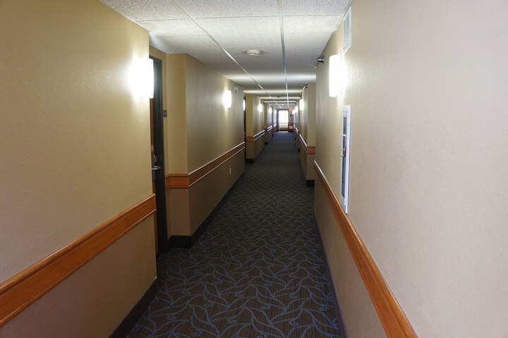 Ballroom/Hall 61 of 64