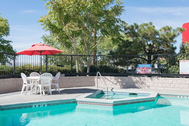 Pool 5 of 63