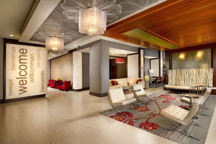 Hotel Interior 5 of 31