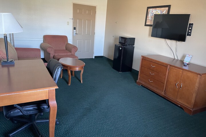 Room 15 of 35