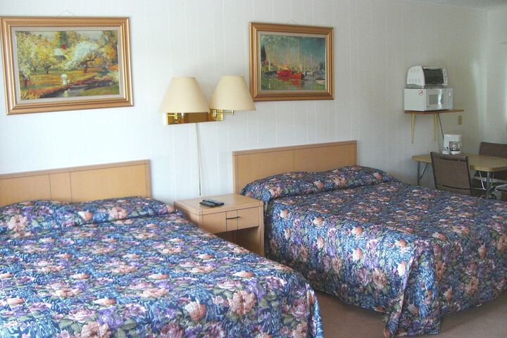 Room 33 of 42