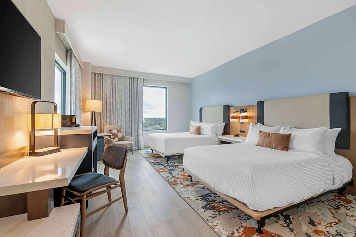 Room 55 of 110