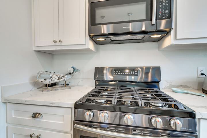 Modern Waveland Home w / Deck - Walk to the Beach!