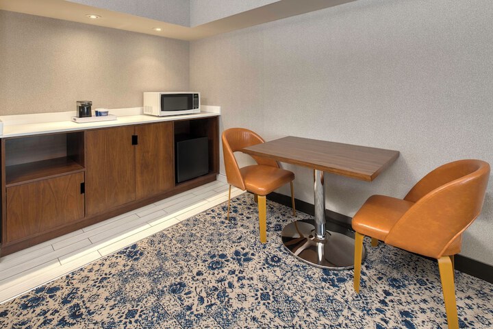 Four Points by Sheraton Barrie