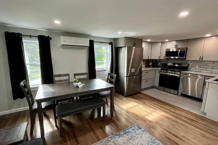 2 Bed Berkshire Getaway at Stephentown Hotel