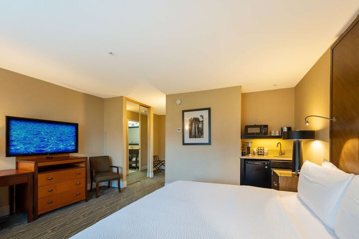 Room 20 of 66