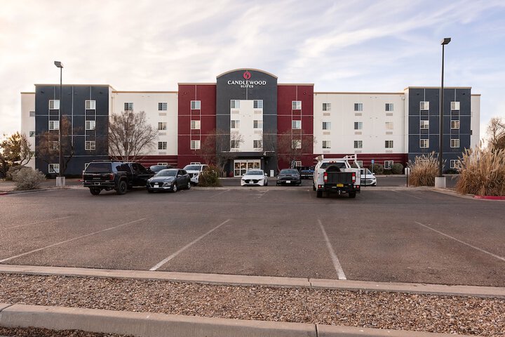 Hotel 5 of 30