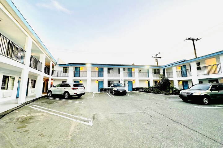 Hotel 5 of 62