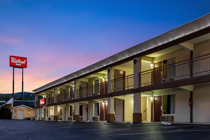 Hotel 2 of 30