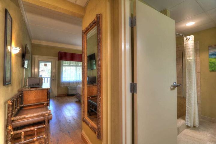 Room 10 of 59