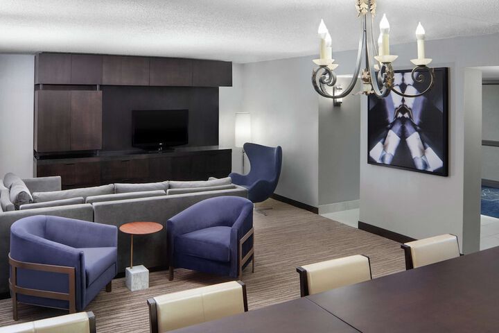 Hotel Interior 11 of 85
