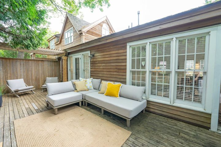 Terrace/Patio 105 of 112