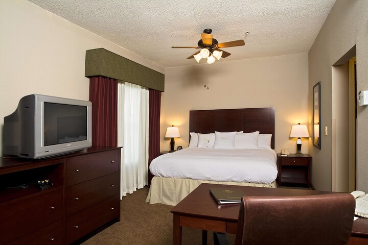 Homewood Suites by Hilton Bloomington