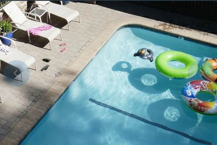 Pool 10 of 66