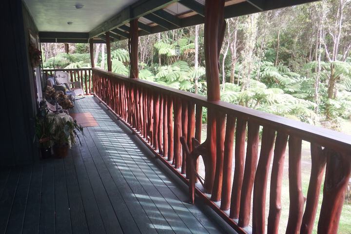 Aloha Crater Lodge