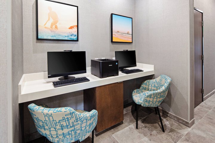 SpringHill Suites by Marriott Escondido Downtown