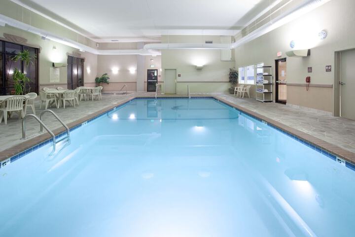 Pool 9 of 35