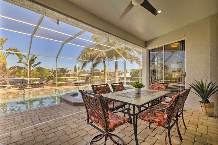 Heated Pool / spa & Dock: Apollo Beach Home on Canal