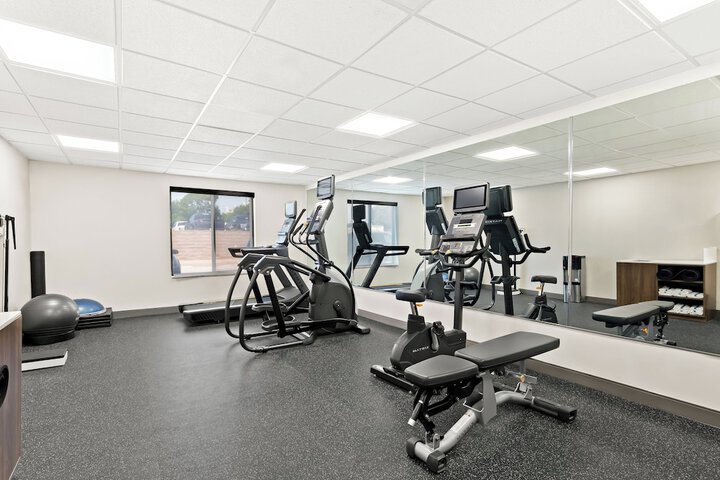 Holiday Inn Express & Suites Perry by IHG
