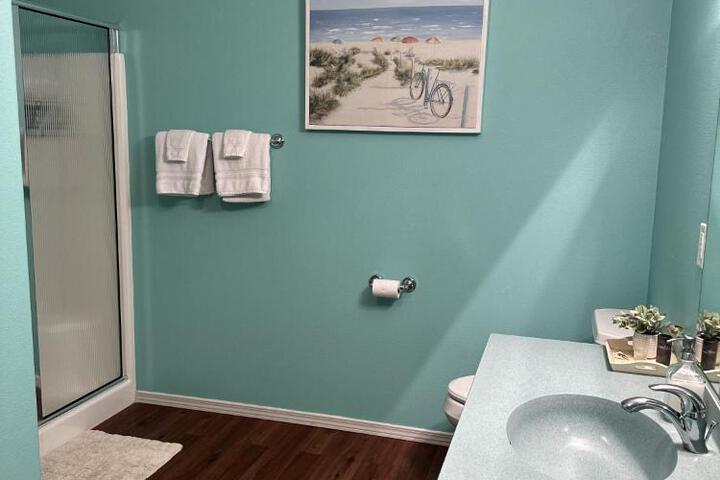 Gearhart Lakefront Vacation Rental