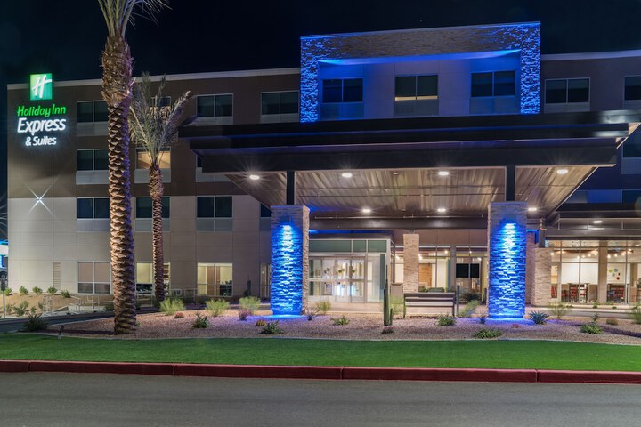 Hotel 4 of 54