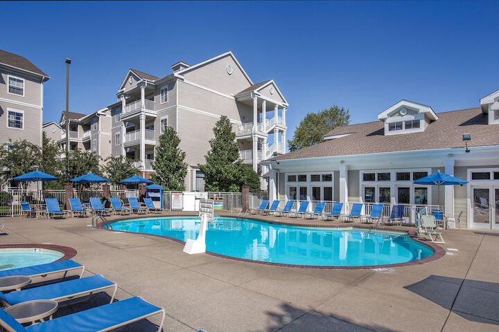 Pool 13 of 44