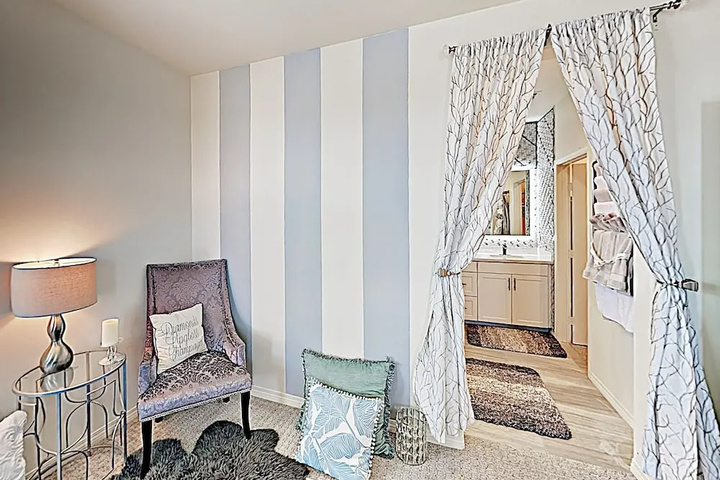 Stunning Beach W / Pool Views, Bar & Arcade 3 Bedroom Condo