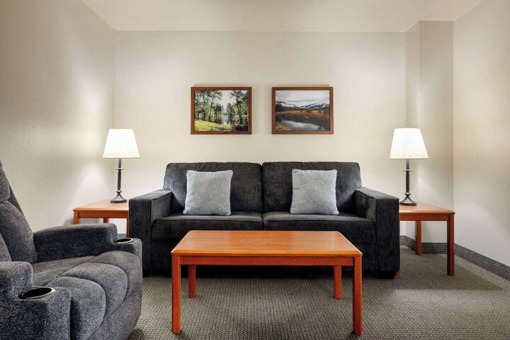 AmericInn by Wyndham Havre