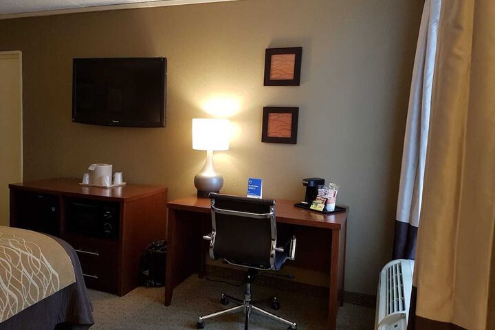 Comfort Inn Wethersfield - Hartford