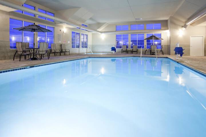 Pool 2 of 15