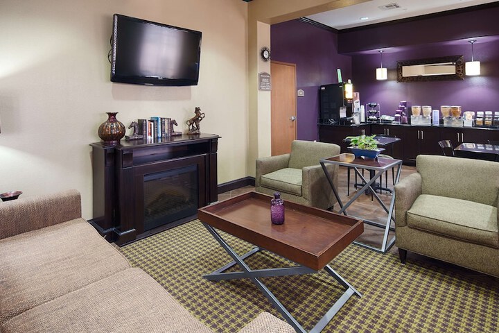 Best Western Giddings Inn & Suites